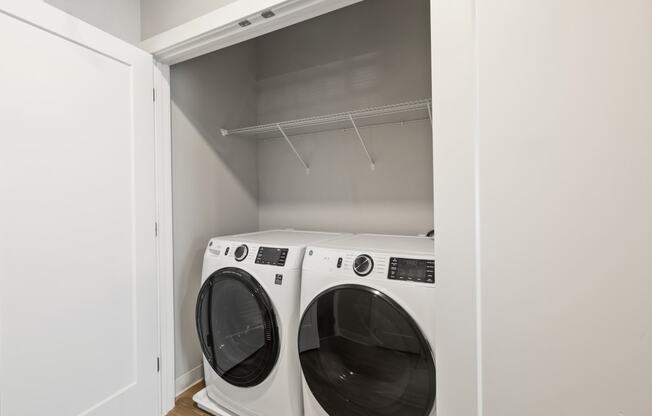 In Home Full Size Washer And Dryer at Woodmore Apartments, Bowie