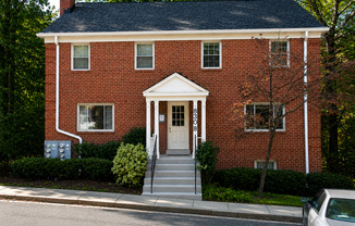 8308 ROANOKE AVE