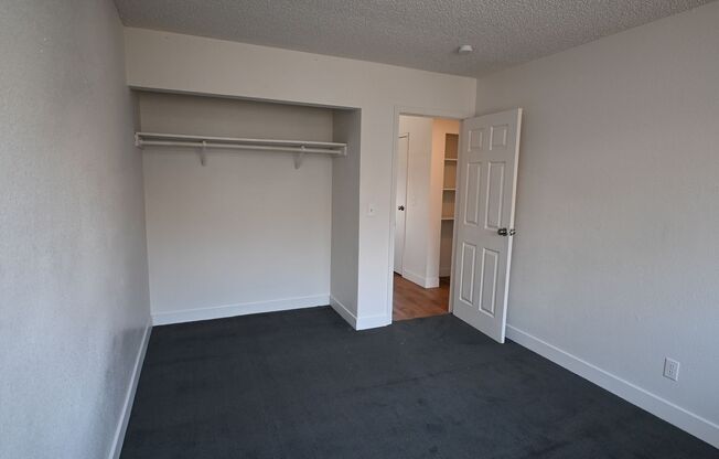 2 beds, 1 bath, $1,200