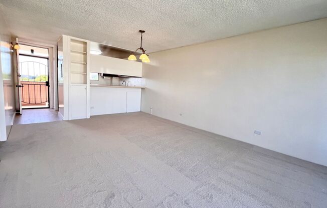 AVAILABLE NOW! 2-Bedroom, 2-Bath Corner Unit in a Convenient Location