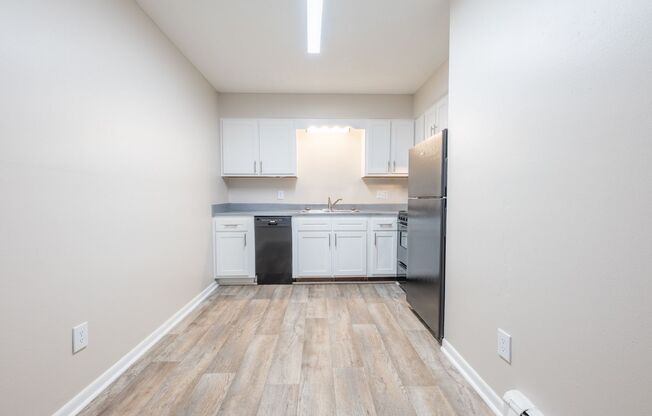 2 beds, 1 bath, 693 sqft, $885, Unit 3012