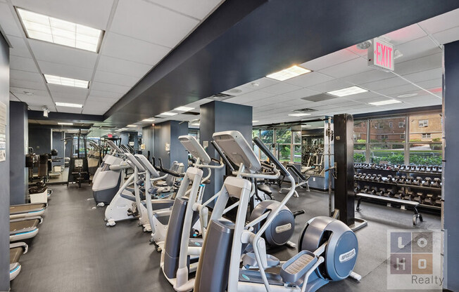 477 FDR DR