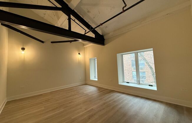 1 bed, 1.5 baths, 689 sqft, $3,395, Unit 206