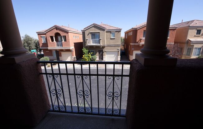 2 beds, 2.5 baths, $1,600