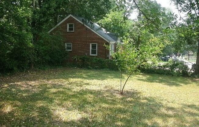 LOVELY 3br/2ba IN SOUGHT AFTER DECATUR - ITP!!! NEAR DOWNTOWN DECATUR!!