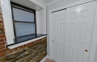 1 bed, 1 bath, $2,995, Unit B