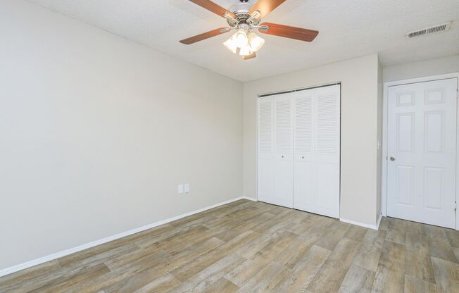 2 beds, 1 bath, 970 sqft, $1,575