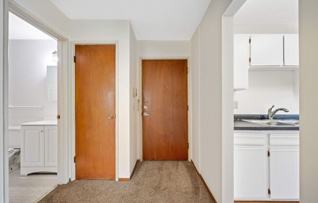 3547 Grand
