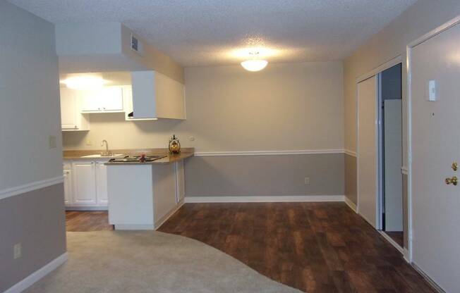 1 bed, 1 bath, $1,495, Unit 494202