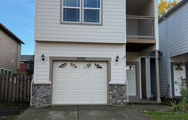3 Bedroom 2.5 Bath Forest Grove OR
