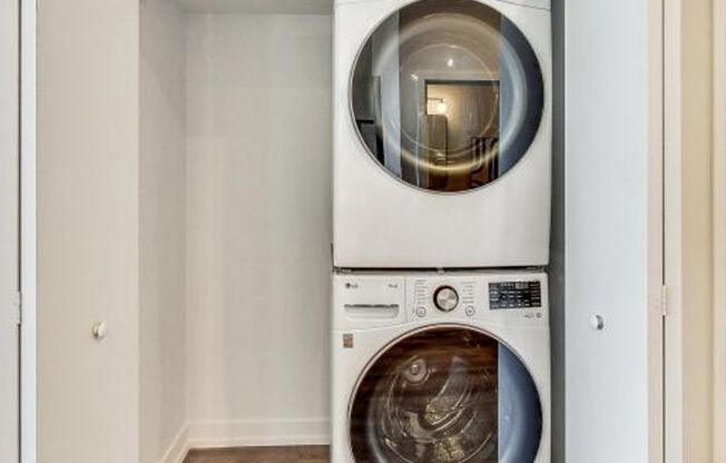 2 beds, 2 baths, 1,169 sqft, $4,000, Unit 3431-501