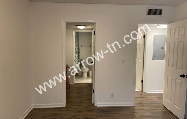 2 beds, 1 bath, $1,450, Unit # #C 39