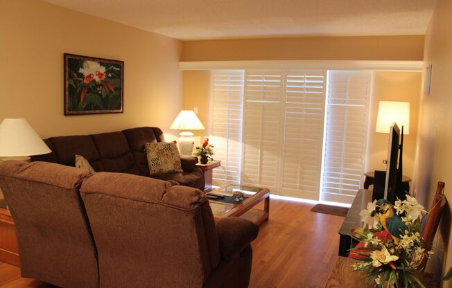 Condo For Rent at Waterway East