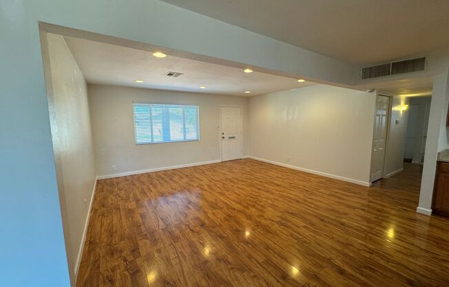 Single Story 4 bedroom Scottsdale Home