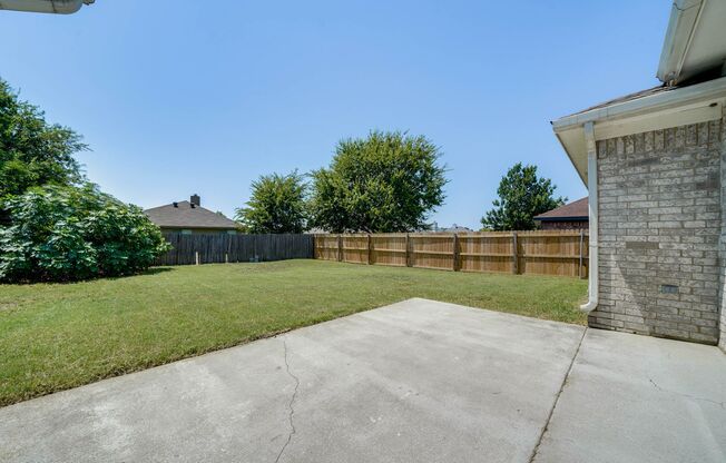 3306 Scenic Glen Dr, Mansfield, TX 76063