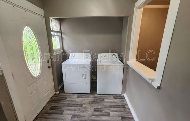 192 W DIXIE AVE SE