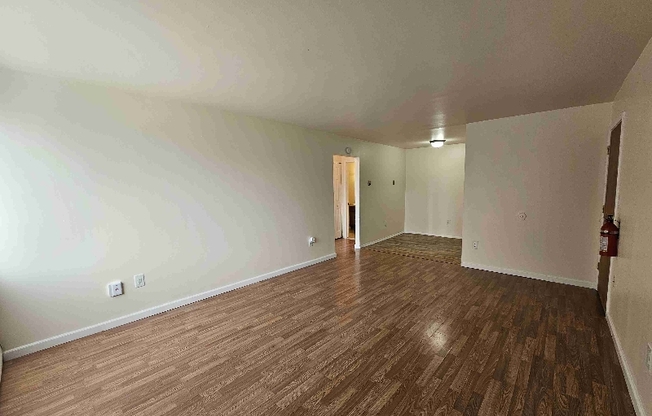 1879 w 13 mile rd madison heights mi 48071