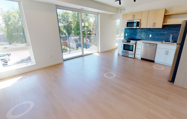 2 beds, 2 baths, 997 sqft, $2,031, Unit 509