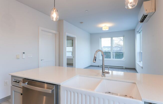 1 bed, 1 bath, 583 sqft, $2,175, Unit 401