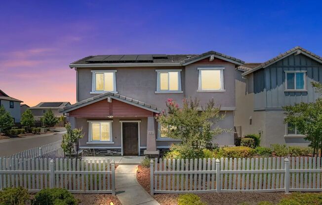 Beautifully Maintained 3-Bedroom Home w/Solar-Built in 2018