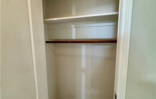 3 beds, 2 baths, $1,445, Unit # 4822