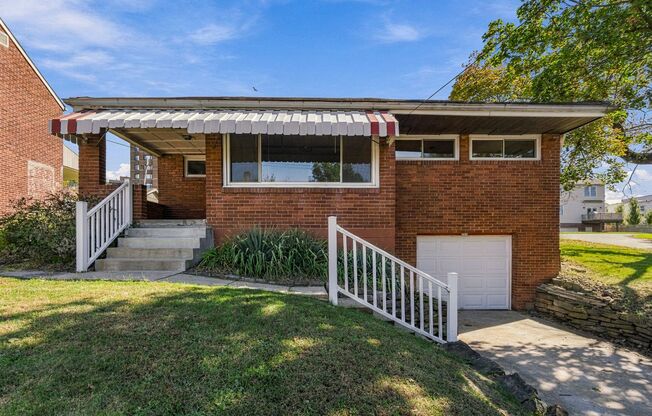 Gorgeous 2 bedroom in Mt. Washington available now!