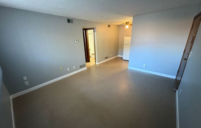 1 bed, 1 bath, 802 sqft, $720, Unit #3