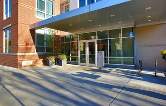 700 HARRISON AVE