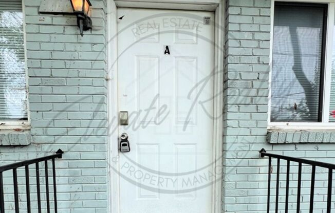 Furnished, Ranch Style Two Bedroom in the heart of Edgehill.