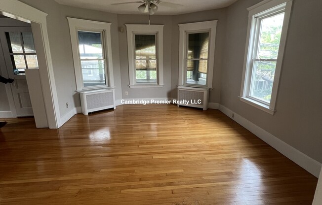 121 N ST