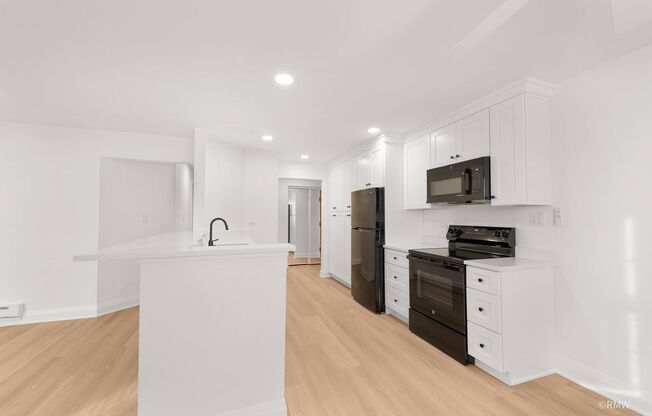 220-248 S. Rush Street