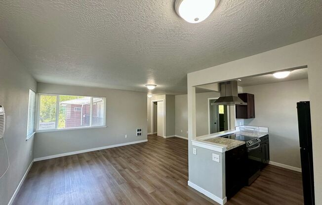 Move-in ready! Upgraded 2 Bedroom Condo