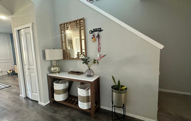Spacious & Modern 4‑Bed, 2.5‑Bath Home in Camas