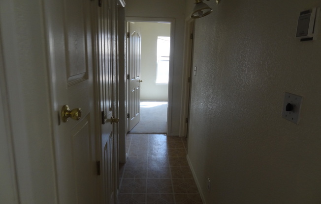 3 beds, 2 baths, $1,195