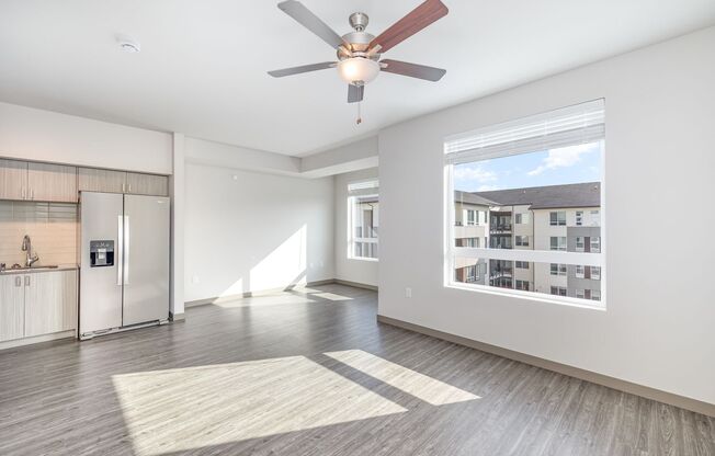 1 bed, 1 bath, $1,600, Unit Unit B516