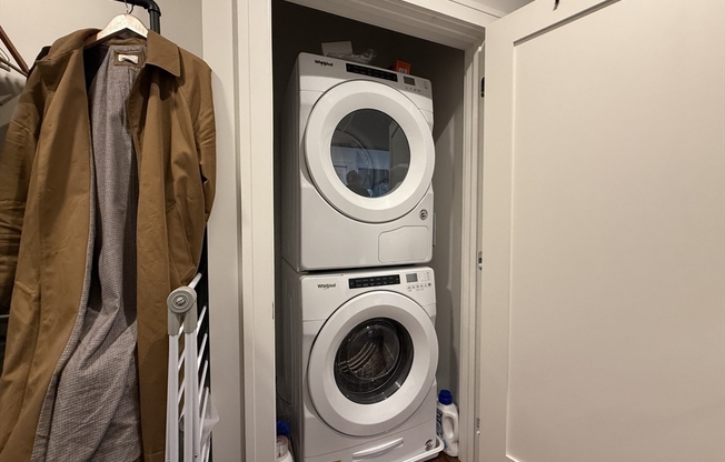 1 bed, 1 bath, 778 sqft, $3,595, Unit 606