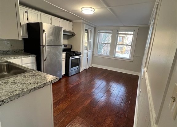350 DORCHESTER