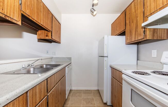 Studio, 1 bath, 400 sqft, $899, Unit 247