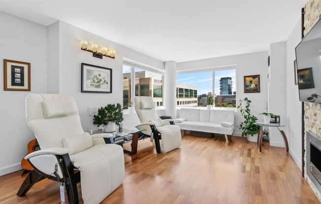 2 beds, 2 baths, 1,046 sqft, $4,800, Unit 1104