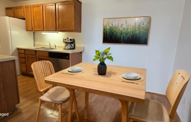 2 beds, 1 bath, $1,395