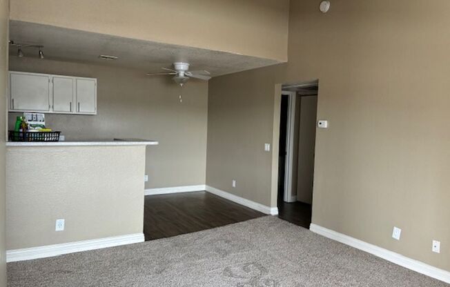 2 beds, 2 baths, 997 sqft, $1,500, Unit MA 222
