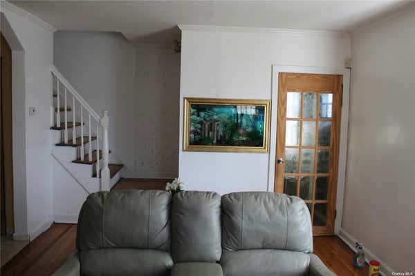 4 beds, 1 bath, $3,700