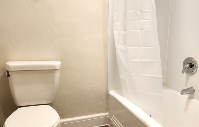 1 bed, 1 bath, $1,425, Unit 117