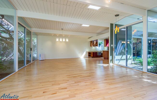 Gorgeous Eichler Home | Desirable Location