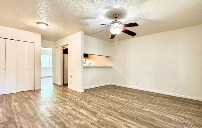 1 bed, 1 bath, 600 sqft, $950, Unit C