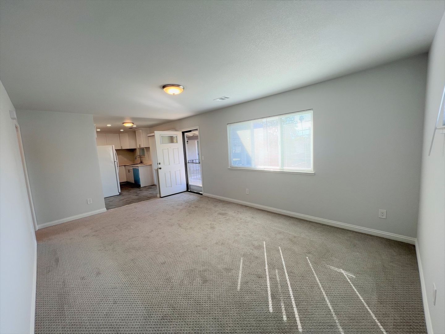 1612 Mendenhall Dr