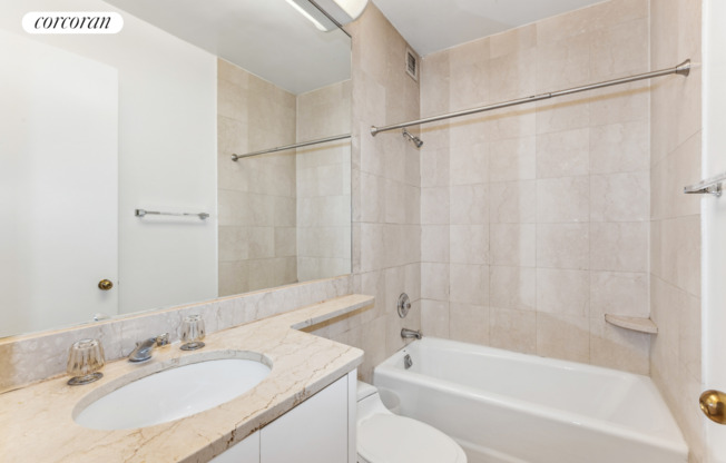 Studio, 1 bath, 494 sqft, $3,350, Unit 8J