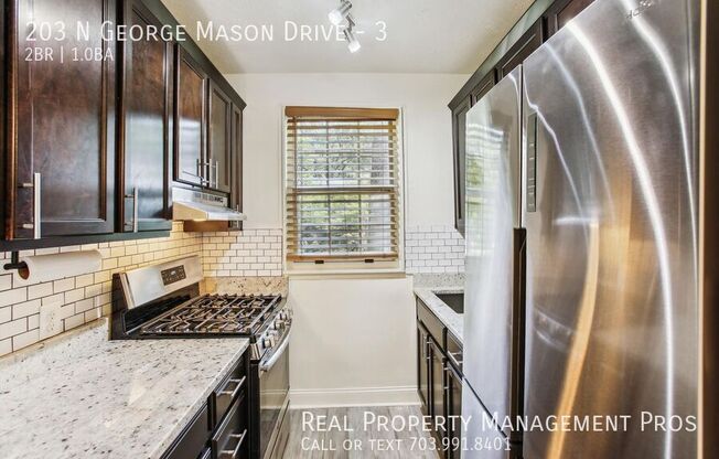 203 N GEORGE MASON DR