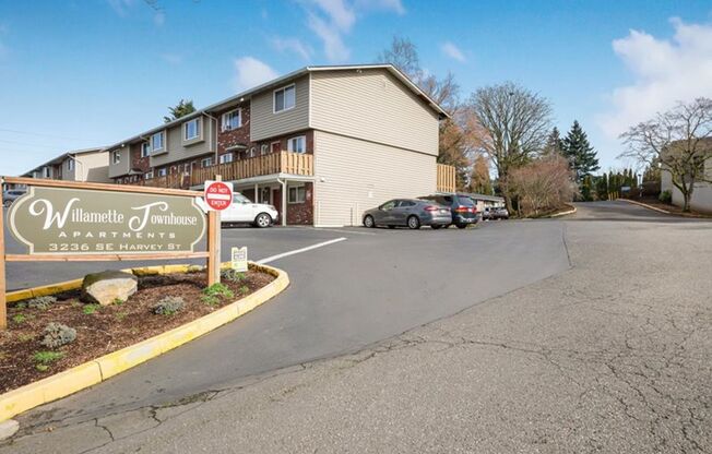 2 beds, 1.5 baths, 1,100 sqft, $1,750, Unit 35