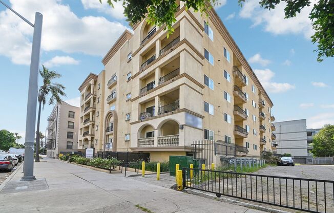 Berendo Terrace Apartment Homes